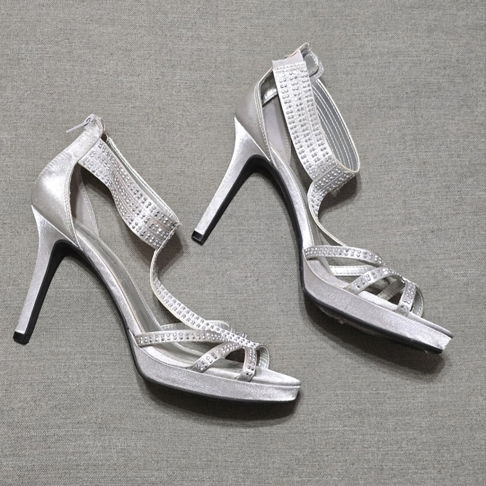 Silver T-Stap Heels